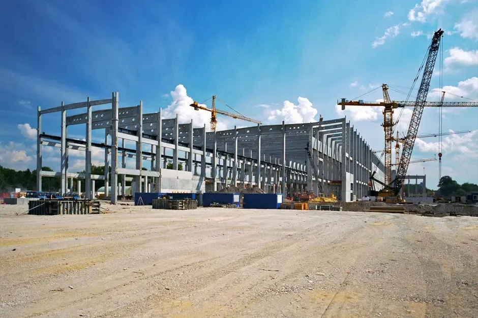 Construcción Industrial — Constructora GyN