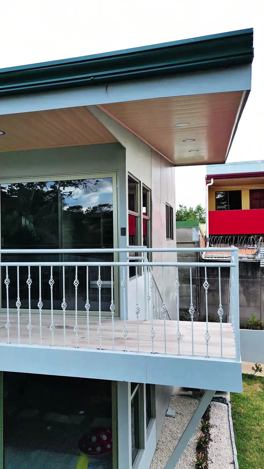 Recorrido por los apartamentos llave en mano en Tambor, Alajuela